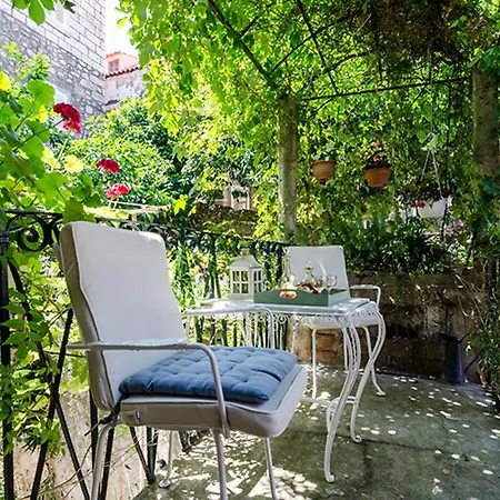 Old Town Moskar Apartment With Balcony Dubrovnik