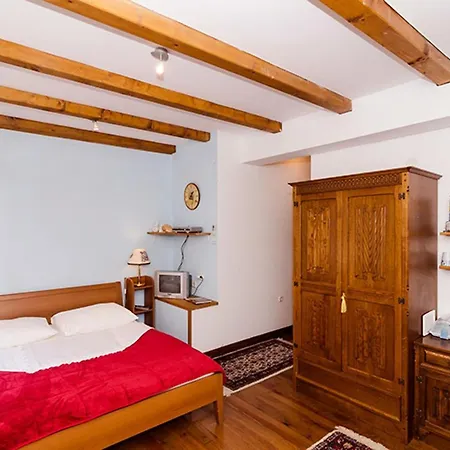 Old Town Moskar Apartment With Balcony شقة دوبروفينك